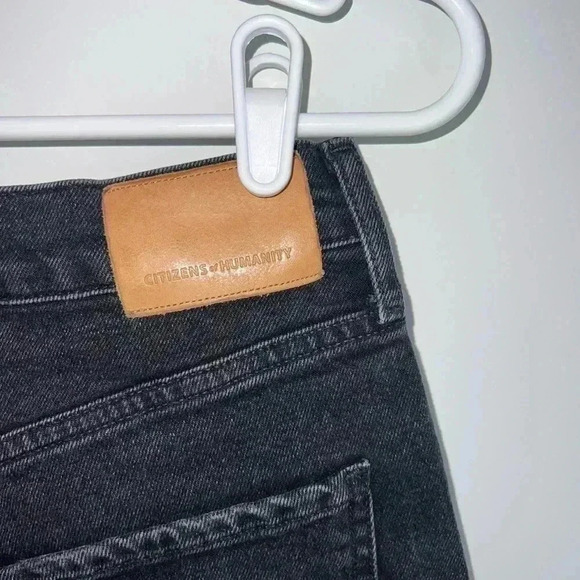 Citizens of Humanity Black Jolene
Jeans Citizens of Humanity size 28 - Picture 14 of 14